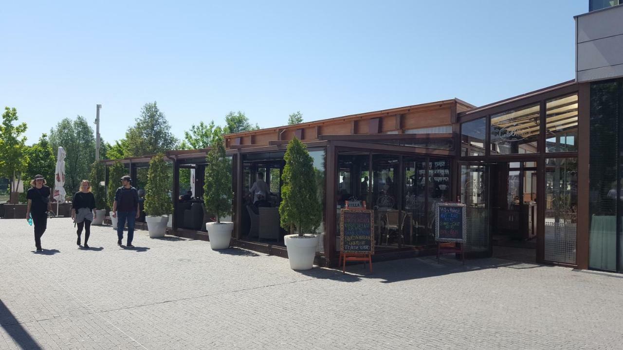 Panorama City - Spacious Apartment Near Eurovea Bratysława Zewnętrze zdjęcie